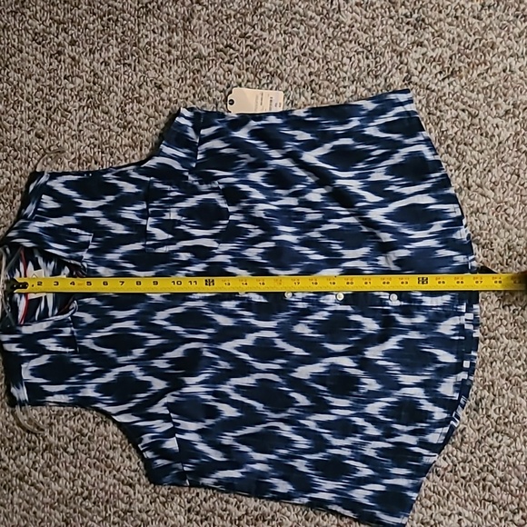 ST. JOHN'S BAY WOMAN'S PETITE BLUE AND WHITE SLEEVELESS TOP SIZE PETITE XL - Picture 12 of 13